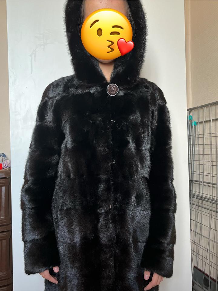 Шуба с капюшоном