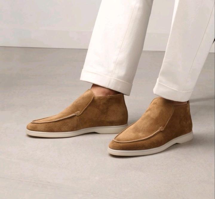 Коричневые замшевые лоферы LORO PIANA