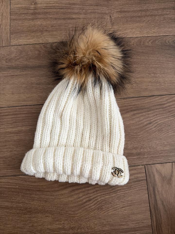 Шапка Chanel