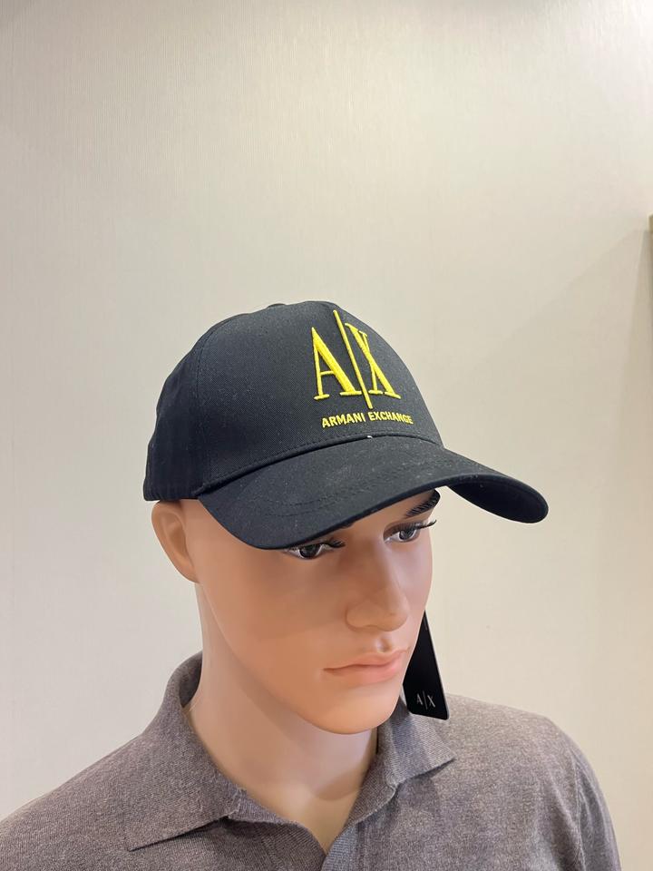 Бейсболка Armani Exchange