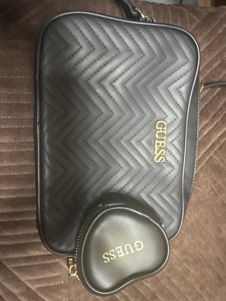 Сумка GUESS