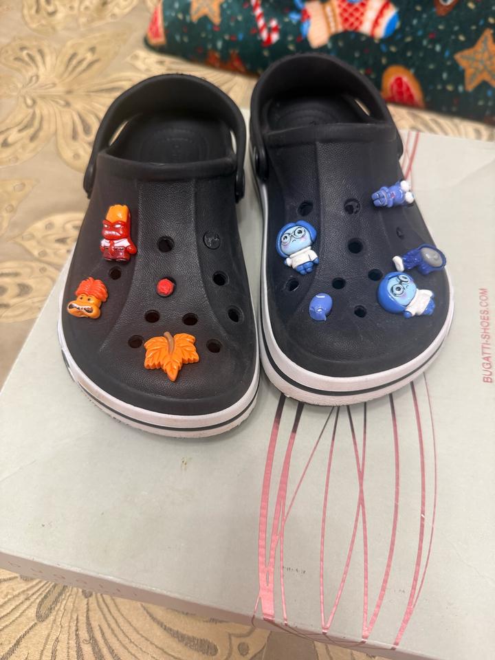 Crocs
