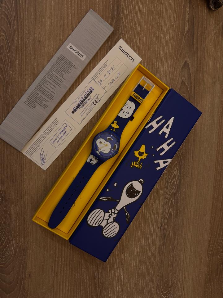 Часы Swatch Peanuts