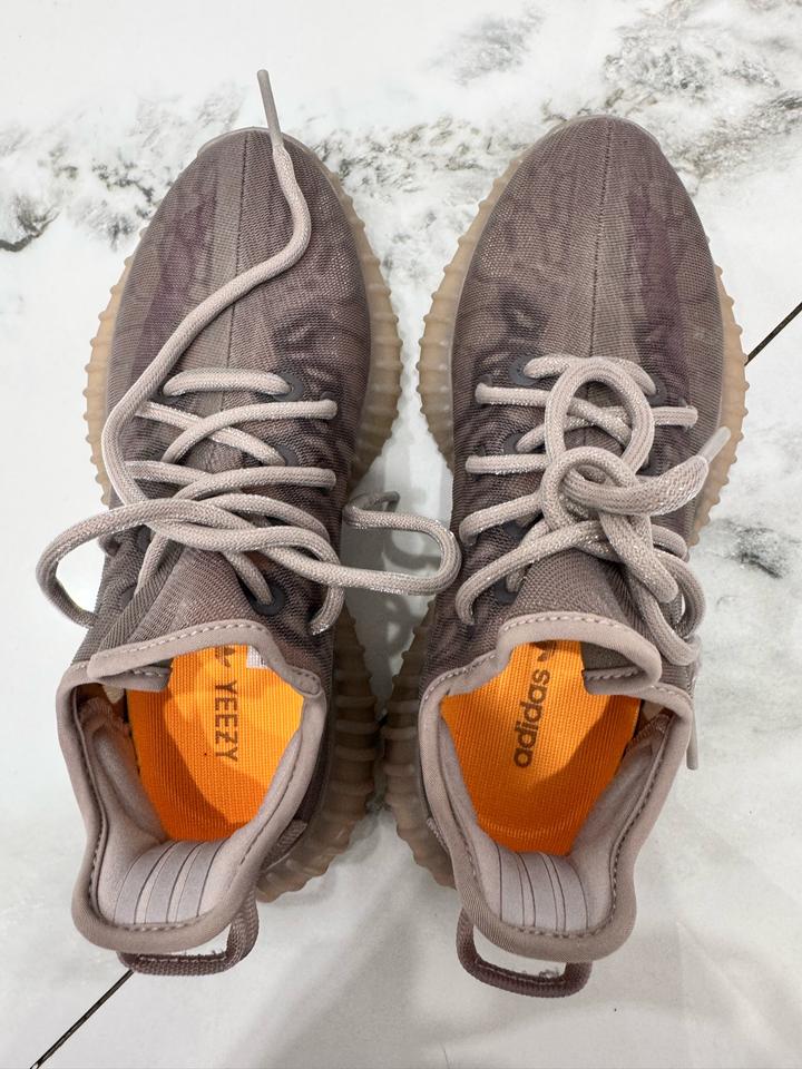 Кроссовки adidas Yeezy BOOST 350