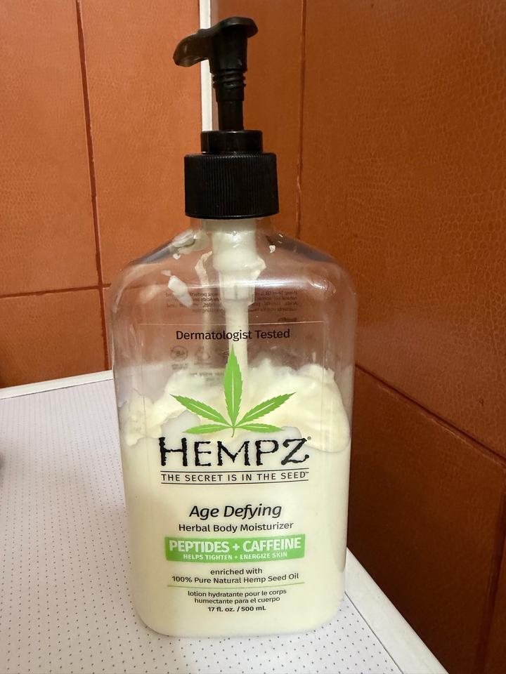 Лосьон для тела Hempz Age Defying
