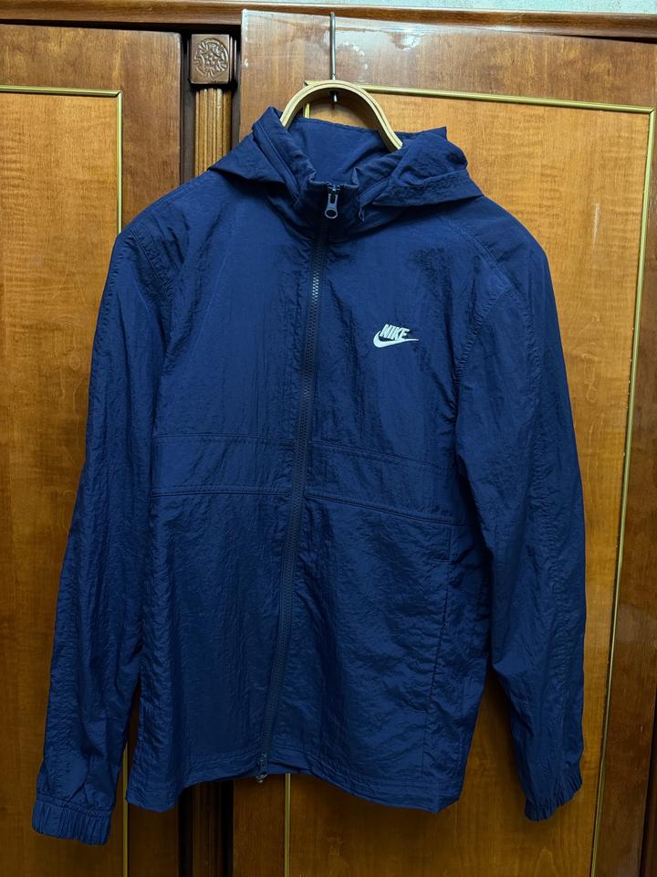 Ветровка Nike