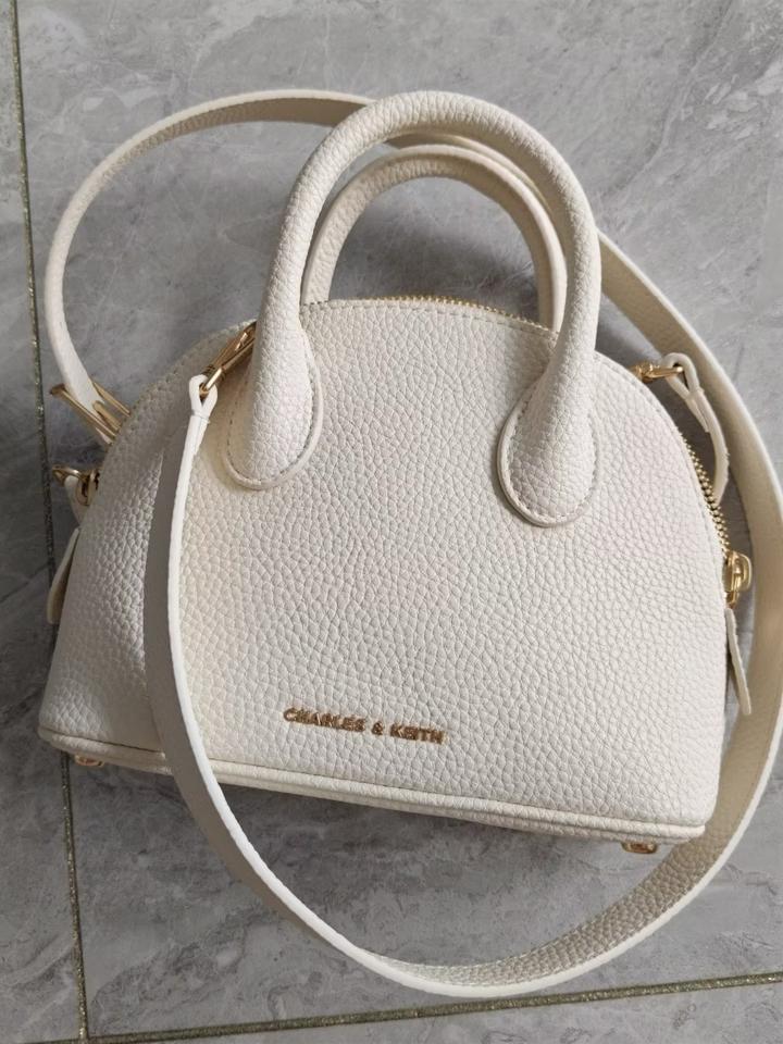 Сумка CHARLES & KEITH