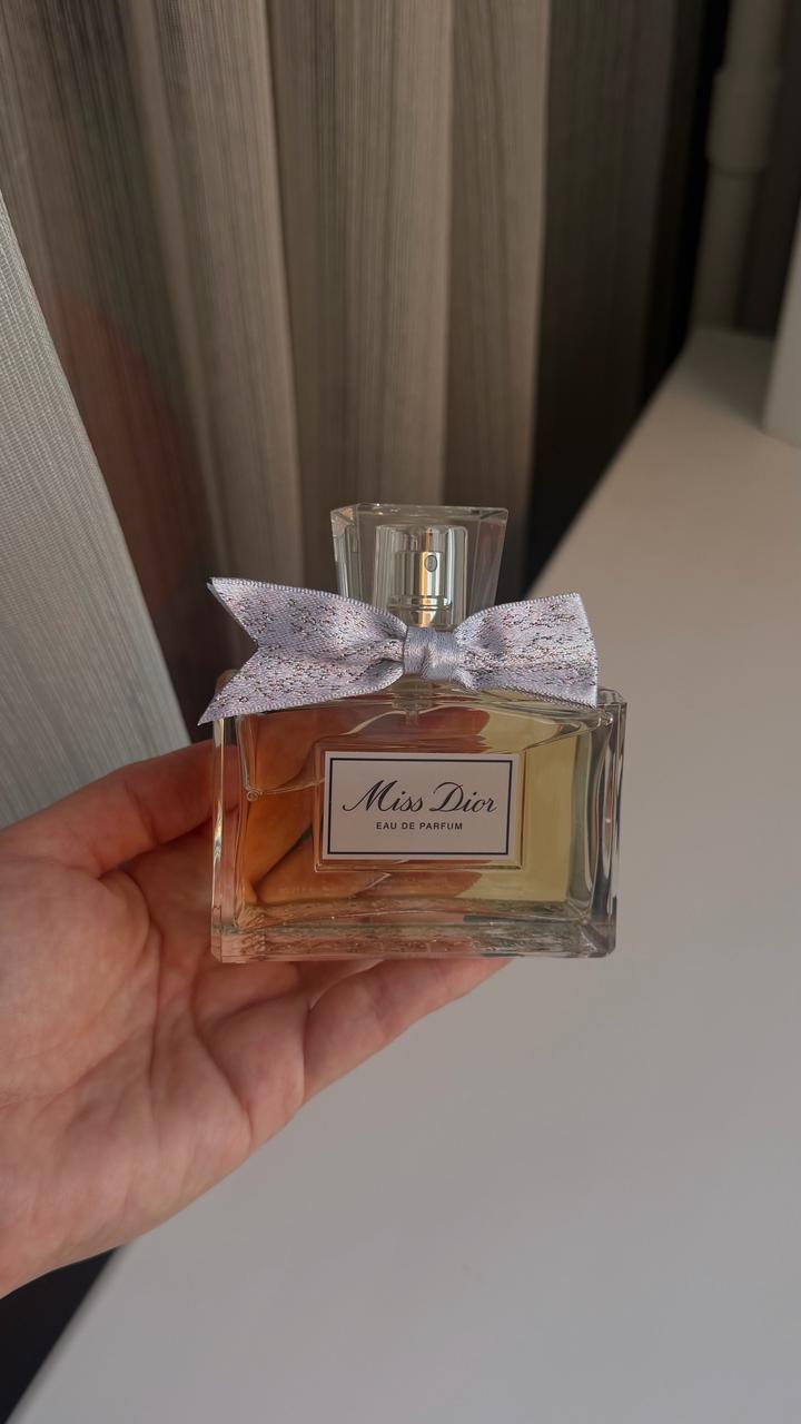 Парфюмерная вода Miss Dior