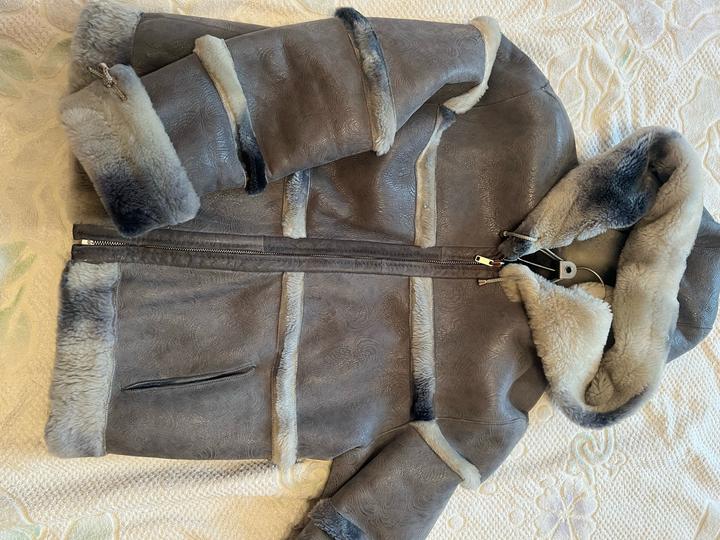 Женская дубленка из натуральной овчины