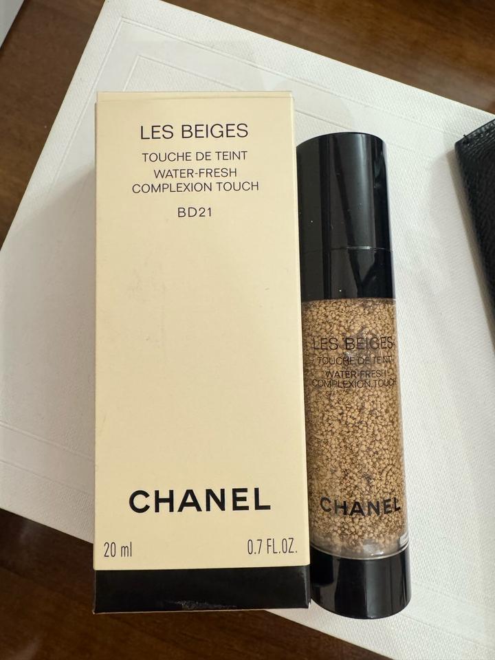 CHANEL Les Beiges Touche de Teint BD21