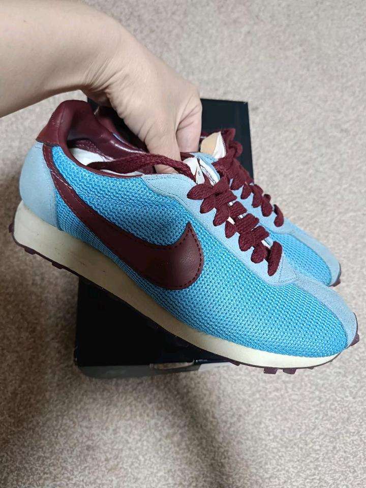 Nike кроссовки