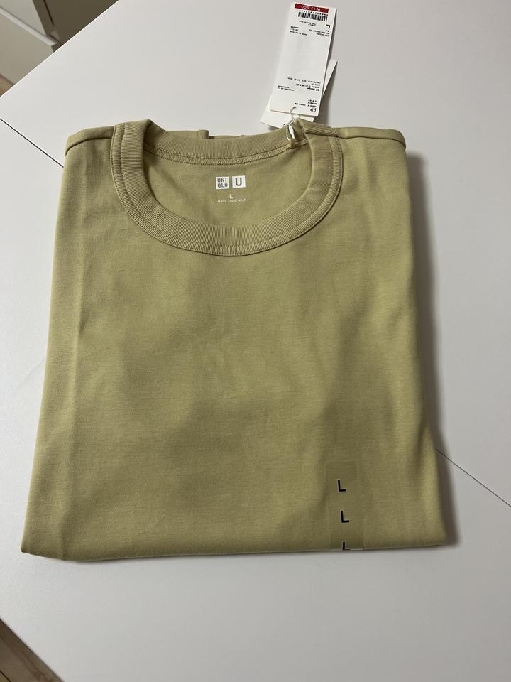 Футболка Uniqlo