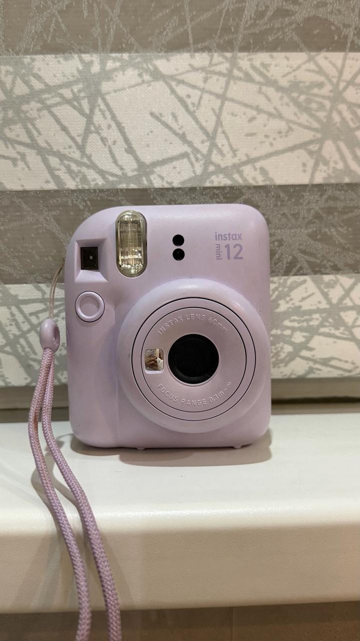 Фотоаппарат моментальной печати Instax mini 12 Fujifilm