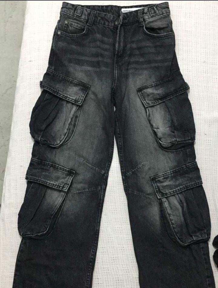 Джинсы-карго Bershka