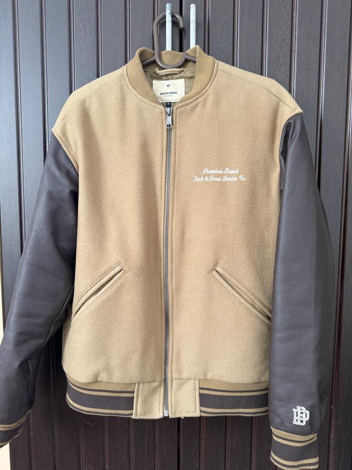 Бомбер Jack & Jones