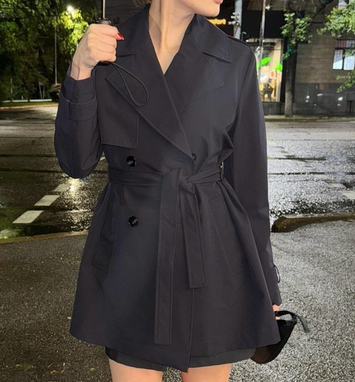 Укороченный двубортный тренч Zara