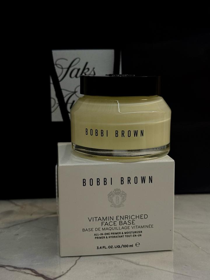 Bobbi Brown Vitamin Enriched Face Base
