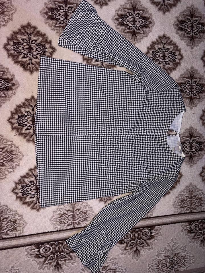 Блузка H&M в принт гусиная лапка