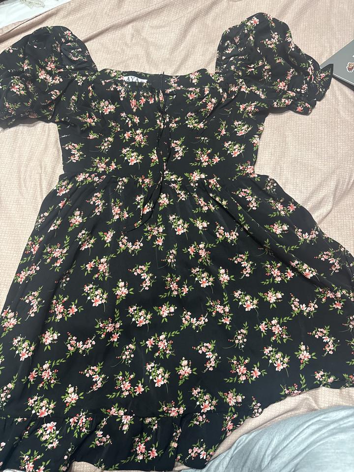 Платье мини ZARA с цветочным принтом