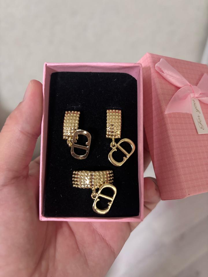 Серьги женские