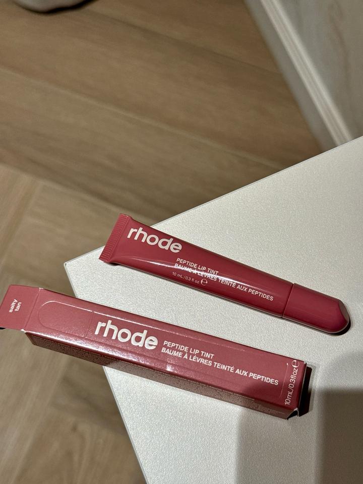 rhode peptide lip tint
