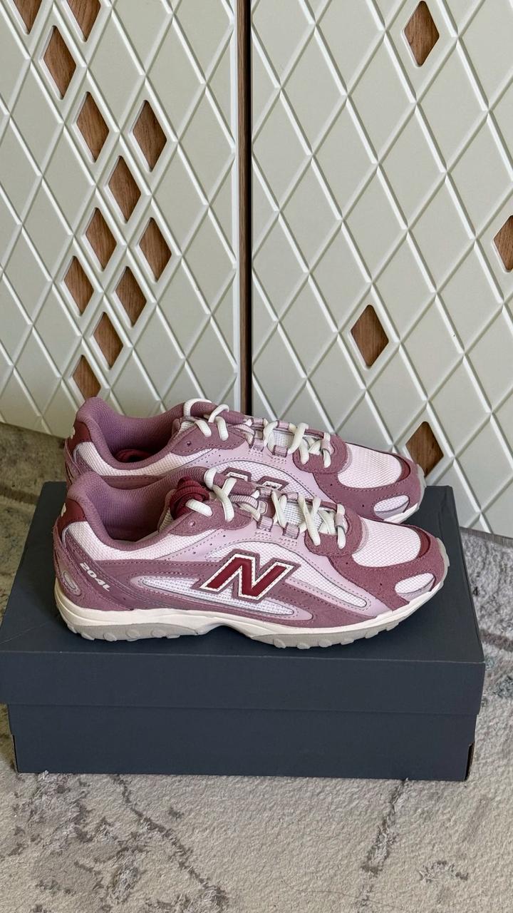 Кроссовки New Balance 204L