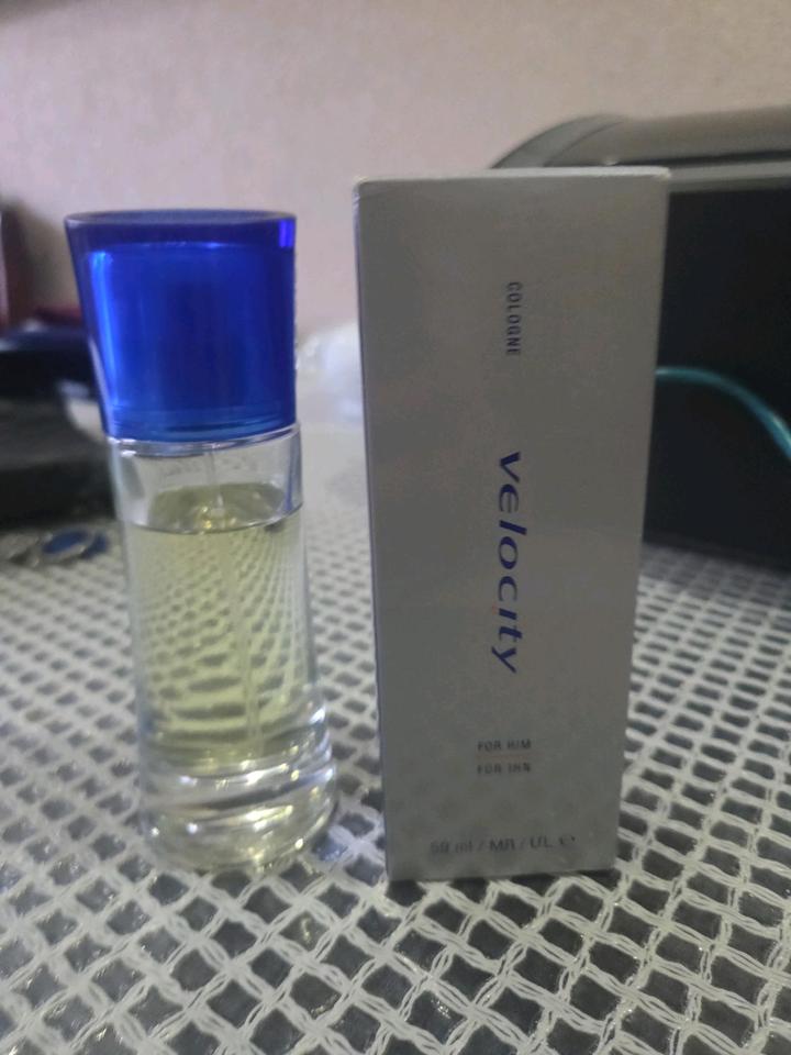 Mary Kay Парфюм Velocity использован пару раз
