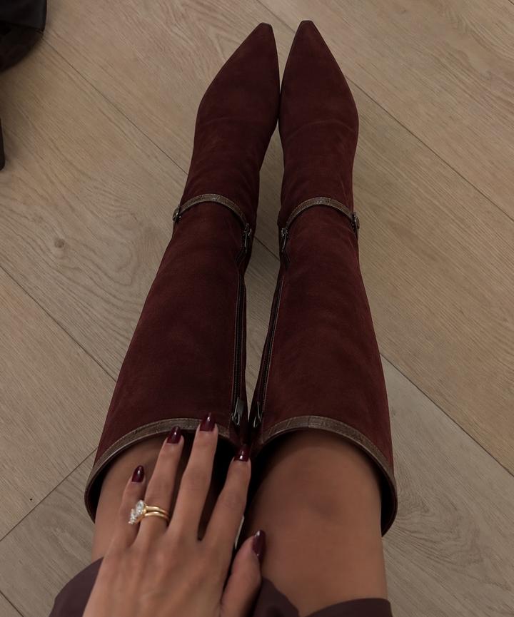 Felimage | Japanese Vintage Suede Boots Элегантные винтажные сапоги японского бренда Felimage в глубоком винном оттенке.