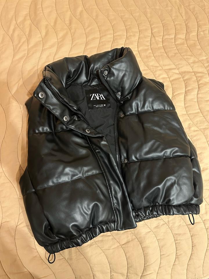 Жилетка ZARA