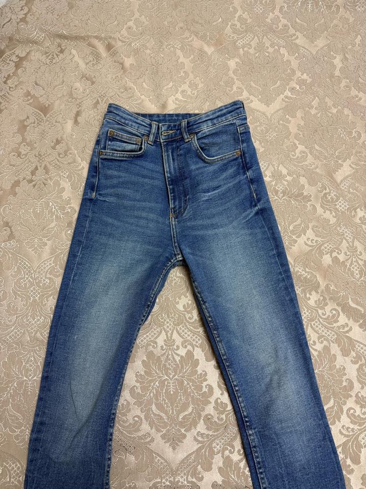 Zara Джинсы скинни
