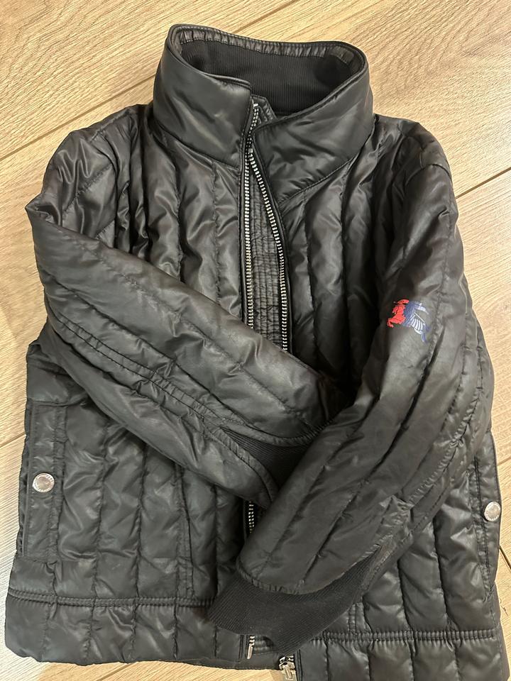 Стеганая куртка Burberry
