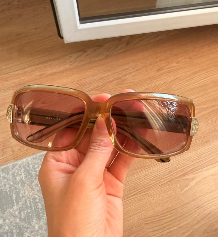 Солнцезащитные очки Bvlgari