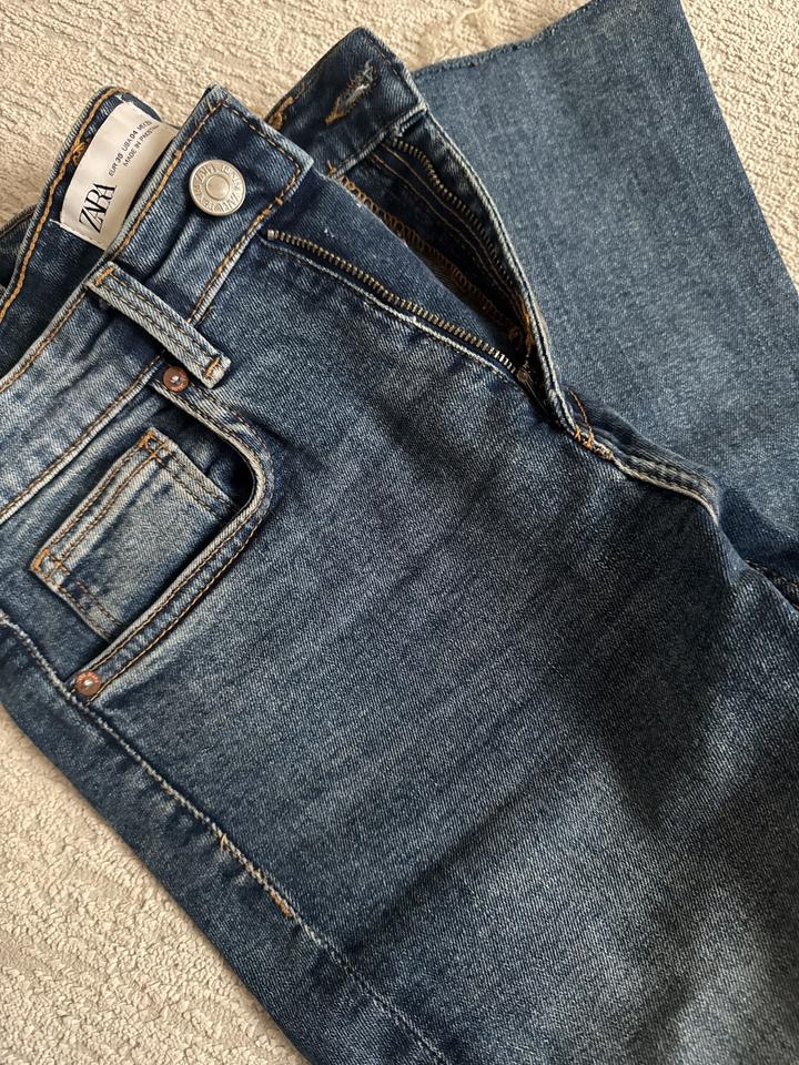 Джинсы ZARA
