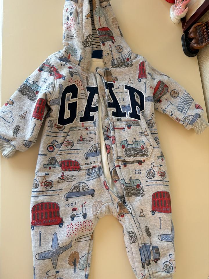 GAP комбинезон