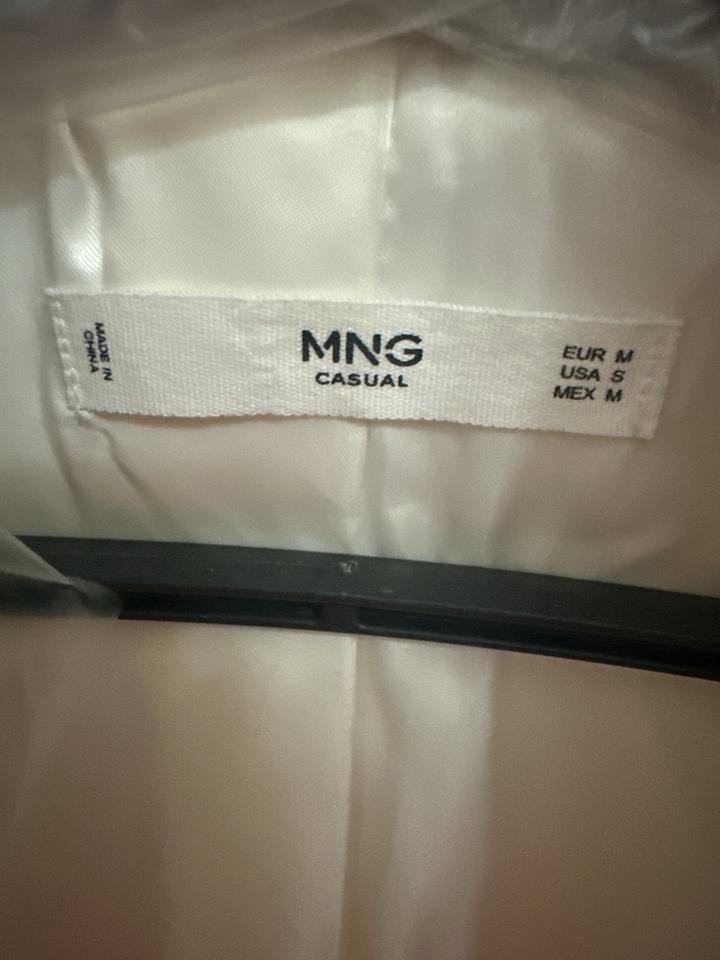Пальто Mango
