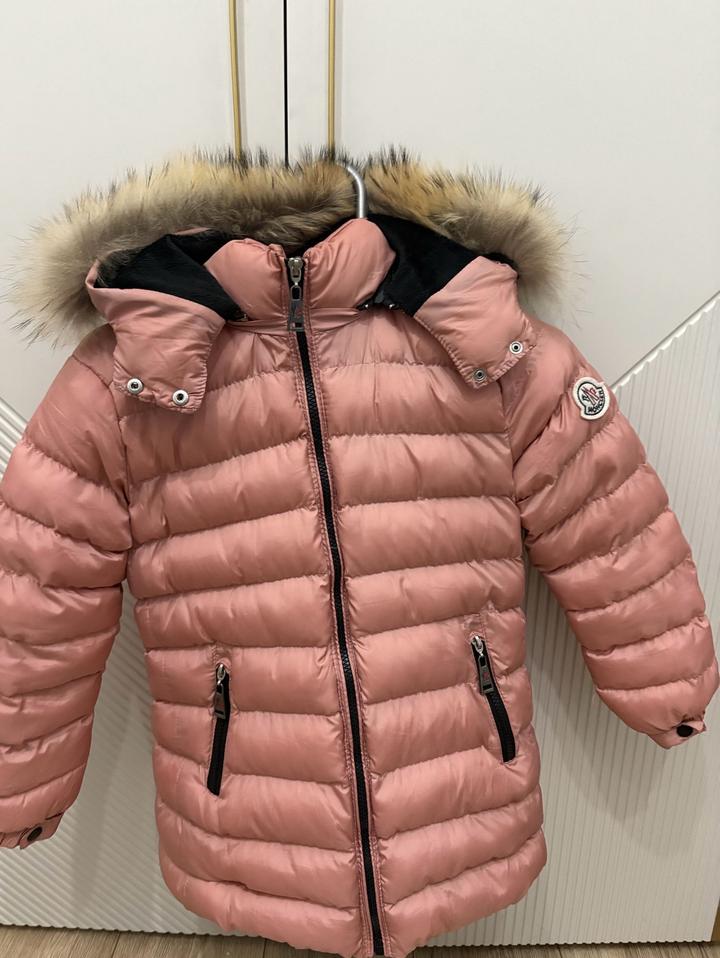 Пуховик Moncler