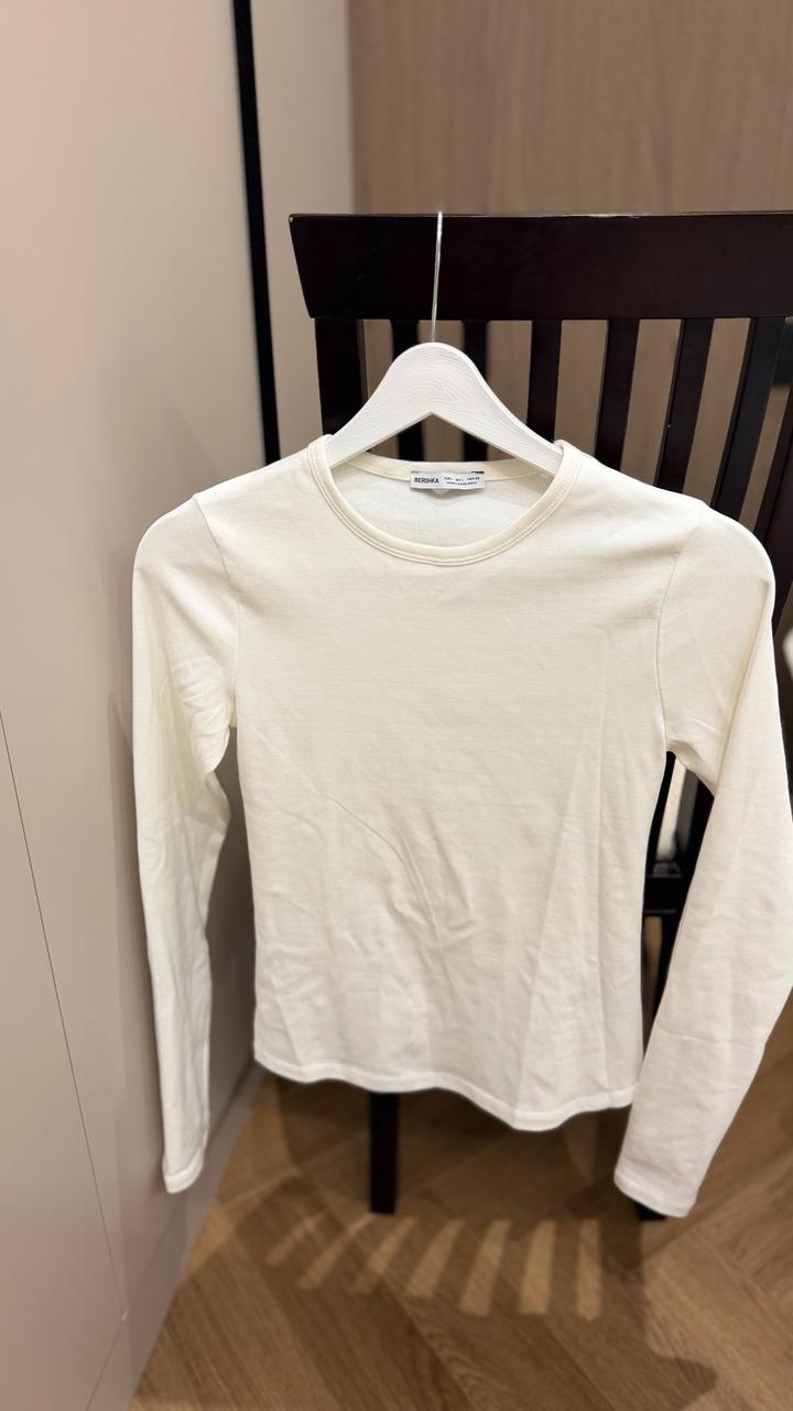 Лонгслив Bershka