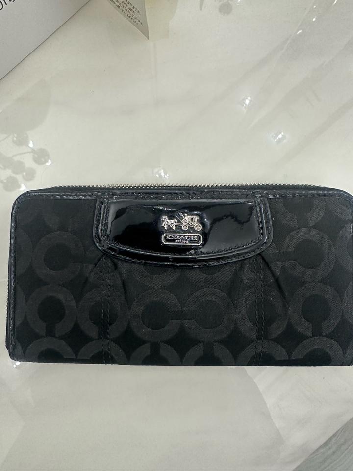 Женский кошелек COACH