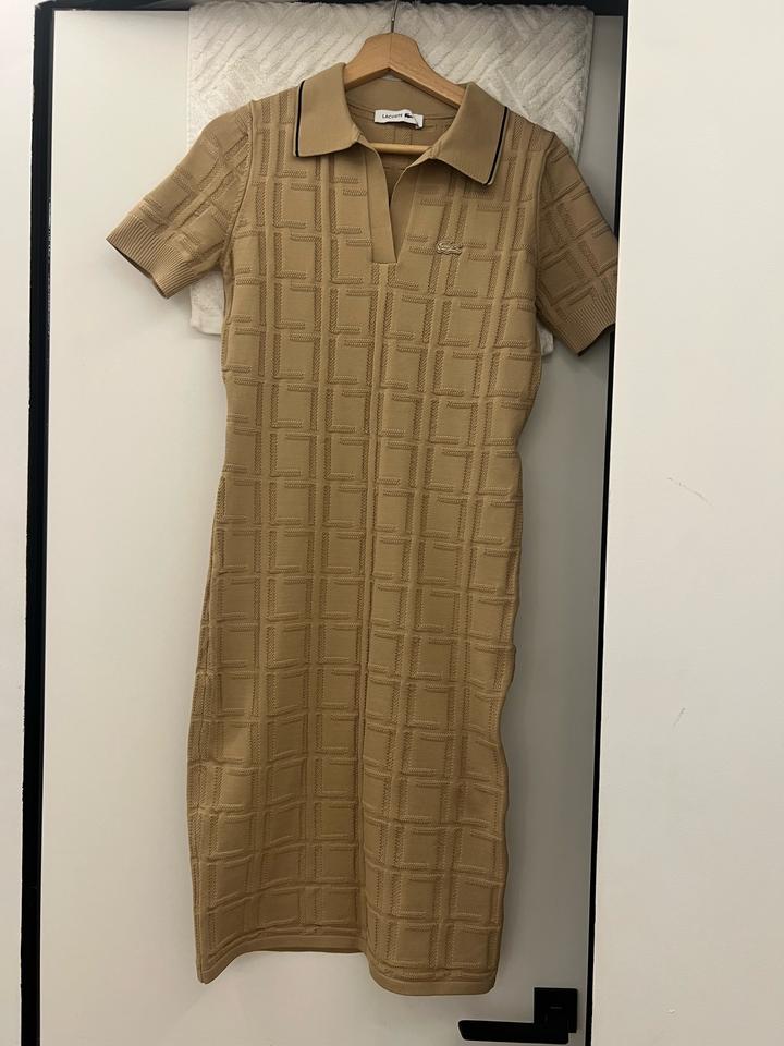 Платье Lacoste