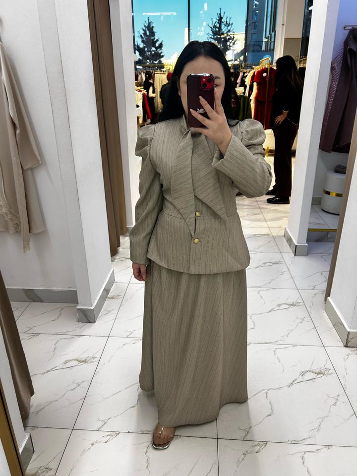Zara Костюм двойка с жакетом и длинной юбкой