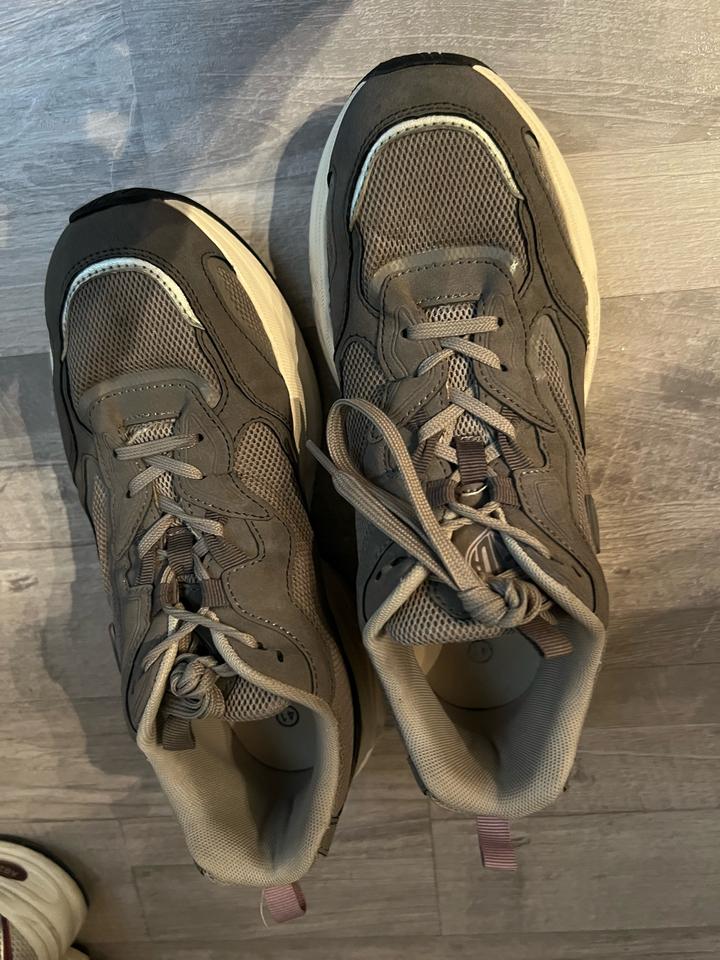Кроссовки Fila