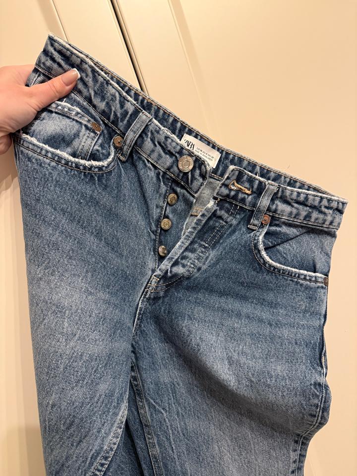 Джинсы ZARA