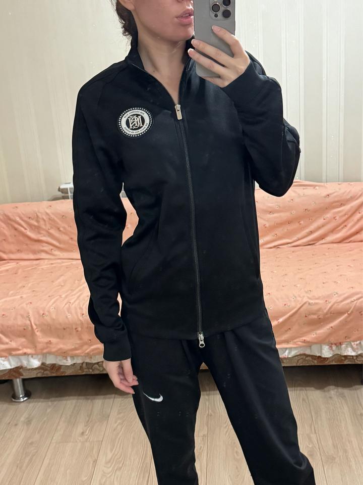 Спортивная олимпийка Nike