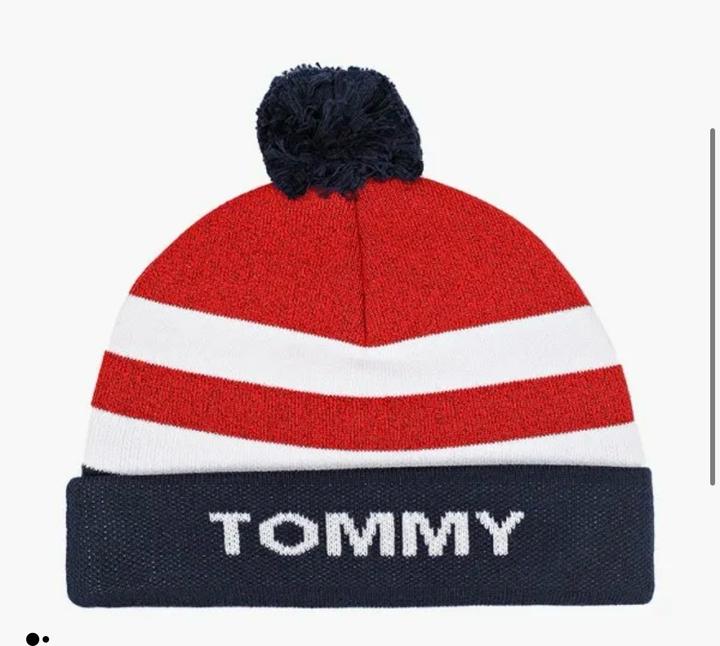 Шапка Tommy Hilfiger с помпоном