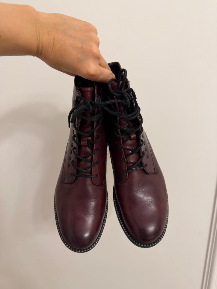Женские кожаные ботинки Tamaris