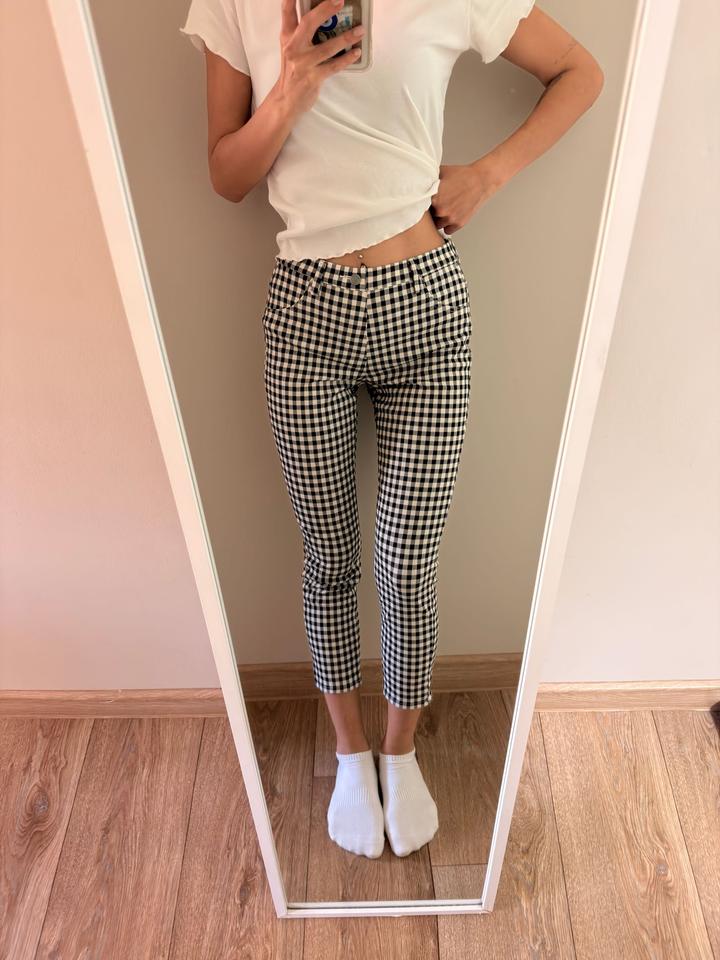 Брюки Uniqlo