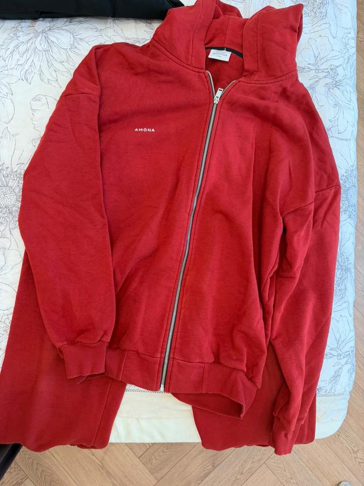 amona Спортивный костюм