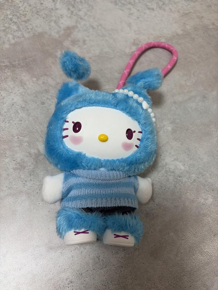 Miniso Брелок Hello Kitty