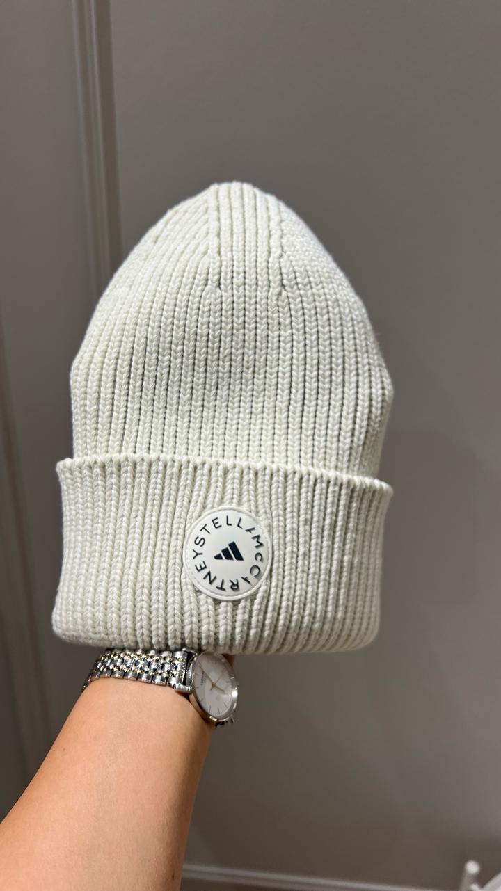 Шапка adidas by Stella McCartney