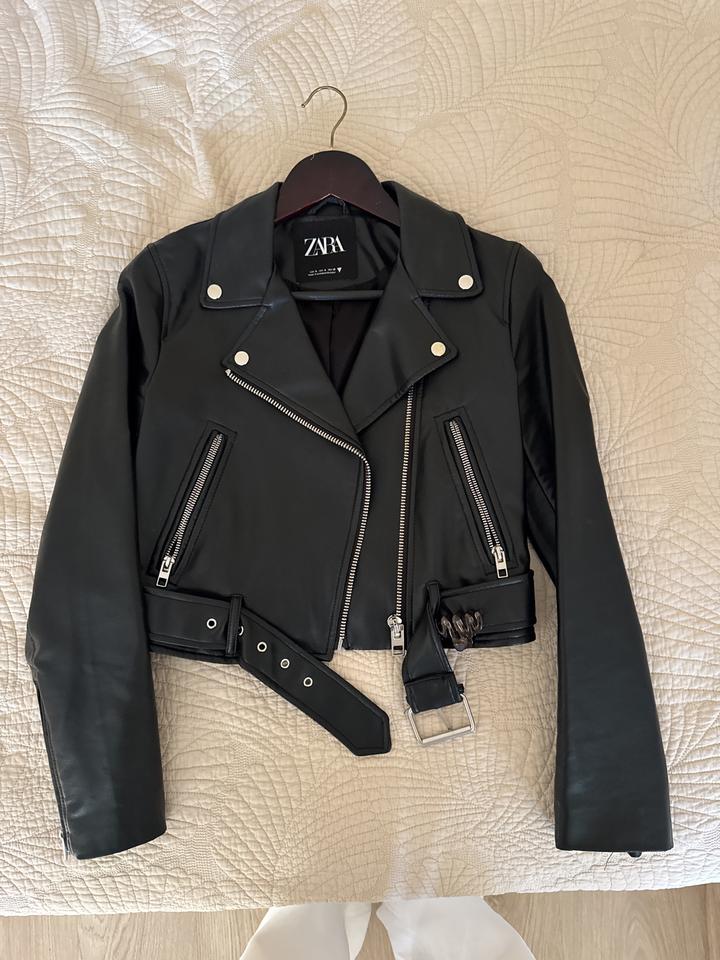 Кожанная уртка косуха ZARA